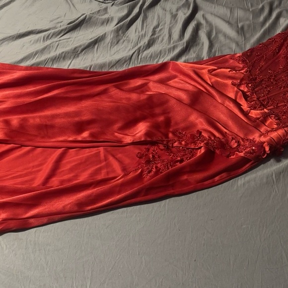 Ladivine by Cinderella Divine Red Prom Dress - Picture 2 of 4